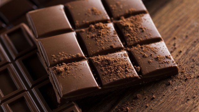 dark chocolate to battle depression