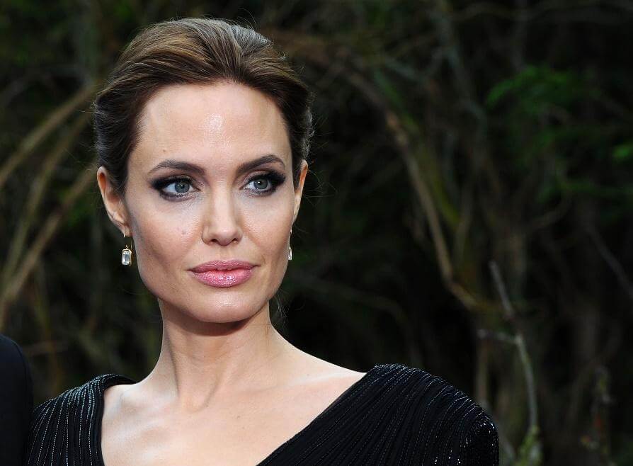 Angelina Jolie – Pitt
