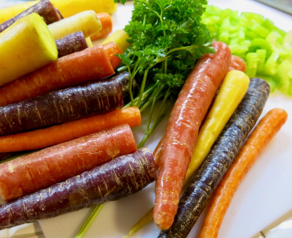 wash vegetables and fruits