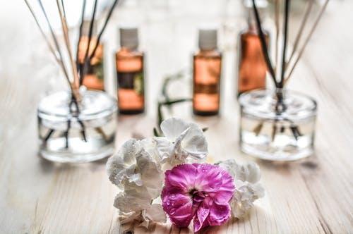 Enhance your Mood with Aromatherapy