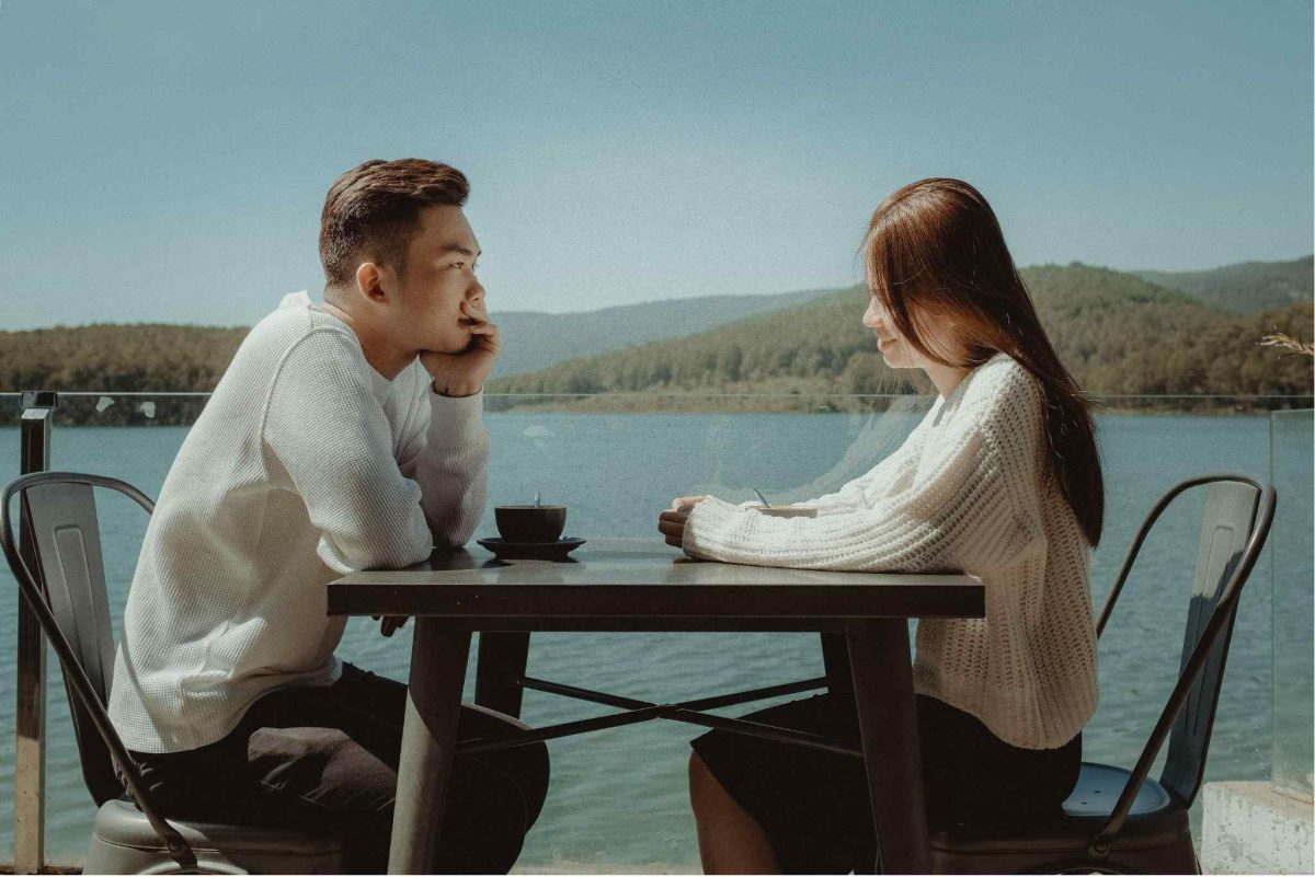 Is It Love…Or Manipulation? Let’s Take A Look At Narcissistic Love Bombing